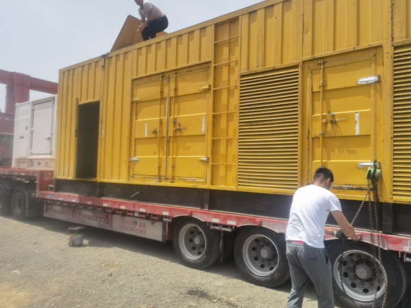 宝兴发电机出租100KW发电机需要什么规格的电缆线？